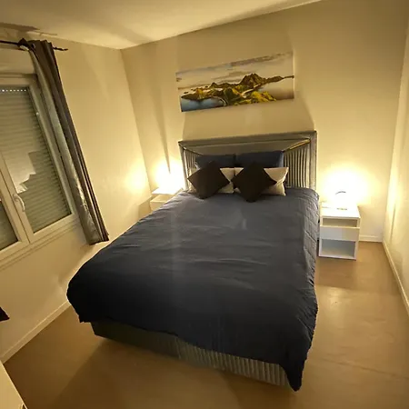 Lardenne Apartment